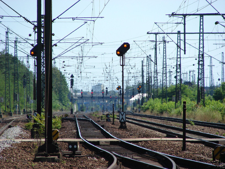Die Generalsanierung soll Pünktlichkeit der Züge verbessern.