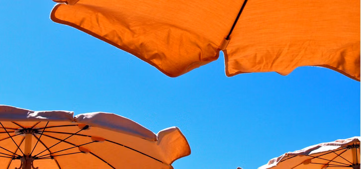 Sommer Sonne Sonnenschirme Sonnenschein Strand Urlaub Sommer Sonne Sonnenschirme Sonnenschein Strand Urlaub