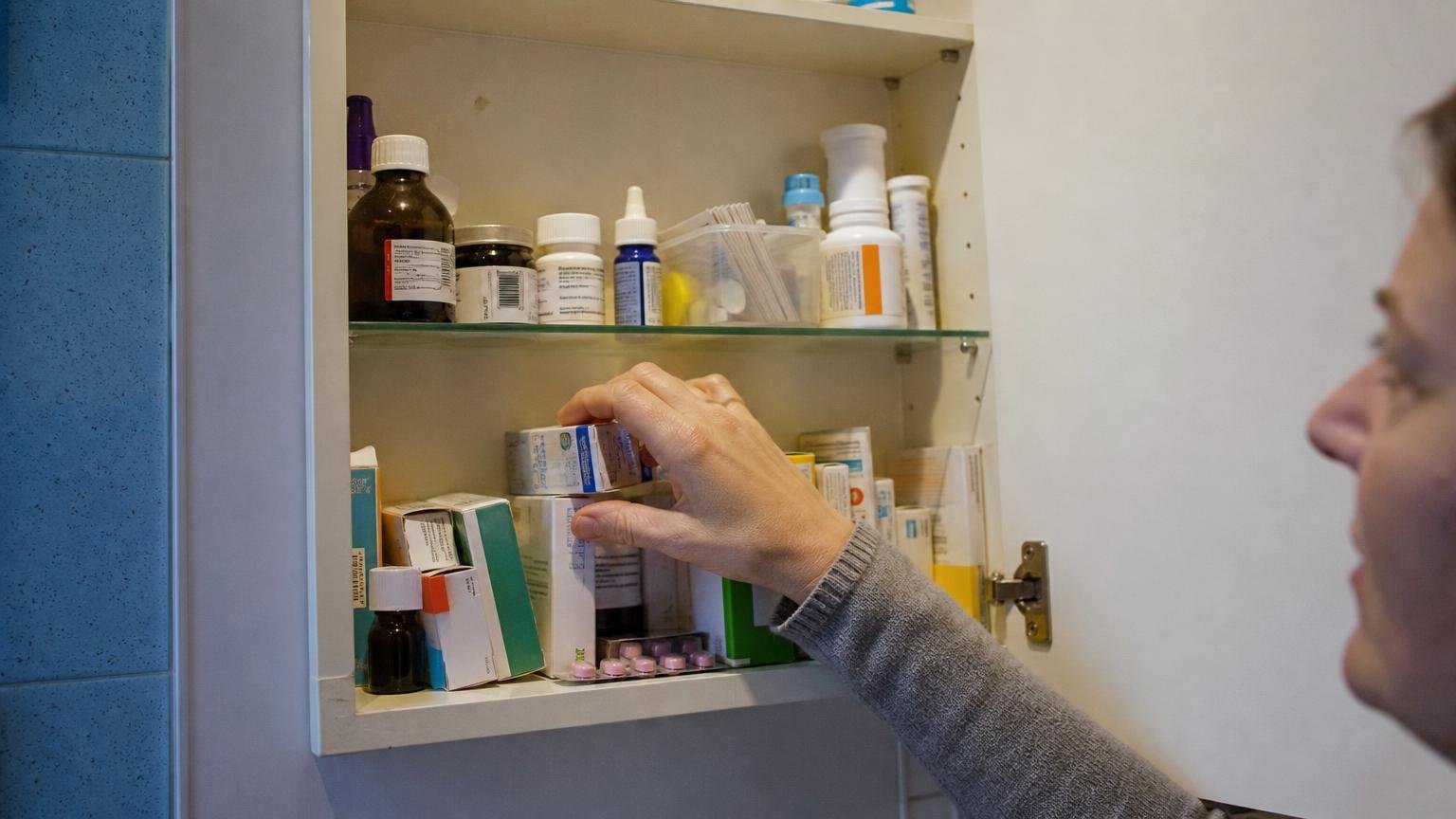 Vous conservez vos médicaments à lʼendroit qui les abîme le plus vite
