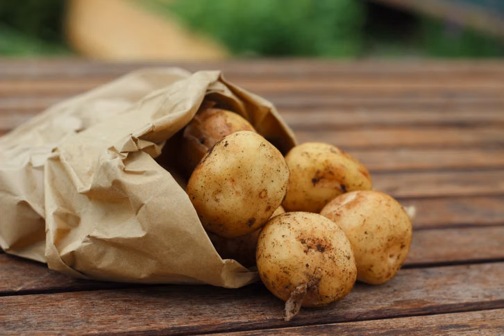 willst-du-den-kartoffelsaft-selber-pressen-musst-cc0--pixabay--ekokki-260901_download Willst du den Kartoffelsaft selber pressen, musst du gut aufpassen.