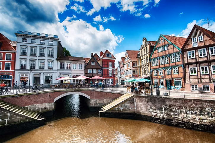 in-stade-kannst-du-maritimes-flair-geniessen-cc0-pixabay-sofilayla-221002_download In Stade kannst du maritimes Flair genießen.
