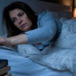 Changement dʼheure fin octobre : les médecins du sommeil donnent le geste à faire dès maintenant