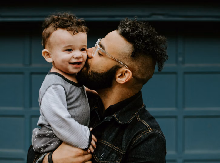 kinder-brauchen-struktur-aber-keine-haerte-cc0--unsplash--kelly-sikkema-260925_download Kinder brauchen Struktur, aber keine Härte.