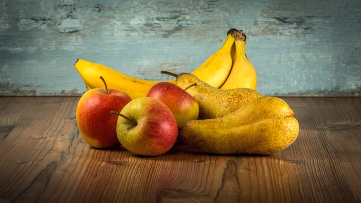 versuche-auch-mal-ein-birnenmus-mit-anderen-fruecht-cc0-pixabay-luboshouska-181009_download Birnenmus kannst du auch kombiniert mit anderen Früchten wie Äpfeln und Bananen zubereiten.