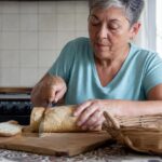 Combien de tranches de pain par jour après 50 ans : un diabétologue donne le chiffre exact