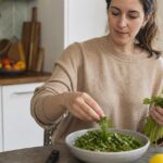 Le persil contient trois fois plus de vitamine C qu’une orange et les diététiciens expliquent comment le manger